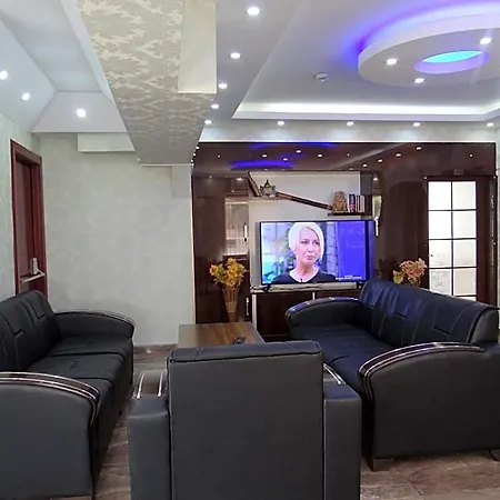 Meta Hotel *